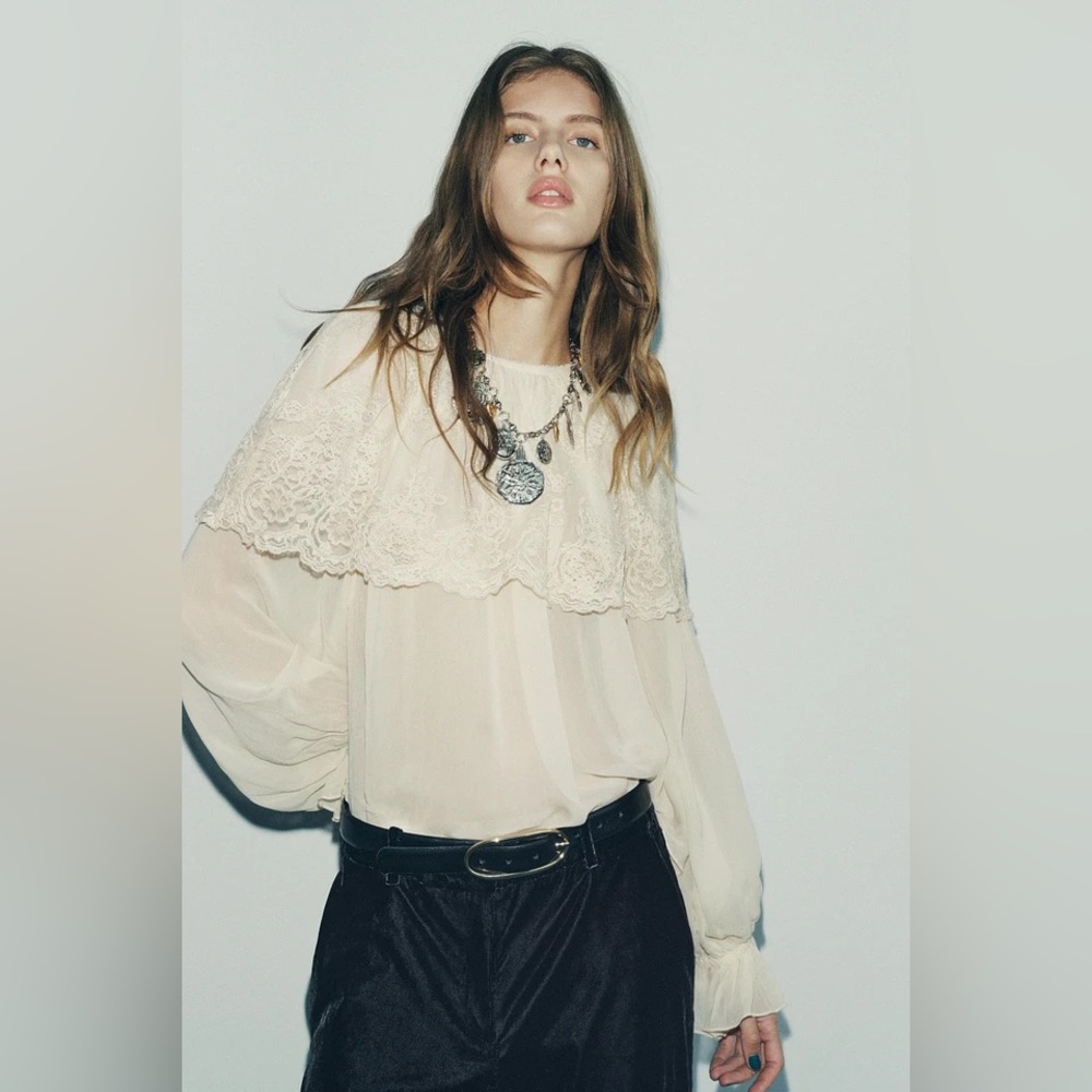 Romantic cape blouse ZW collection